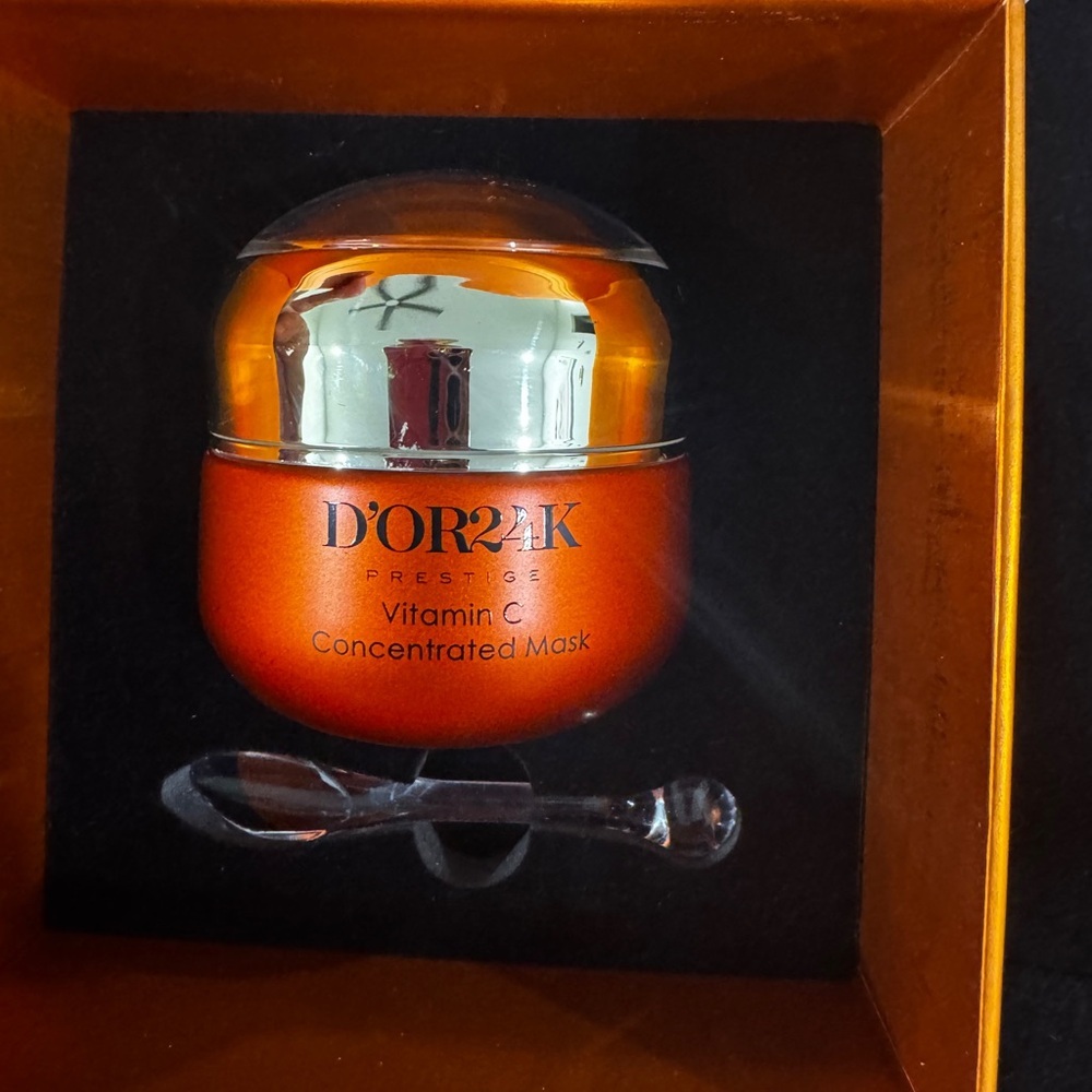 ✨ NWT D’OR24K Prestige Vitamin C Concentrated Brightening Mask – 50g ✨ - Picture 3 of 4